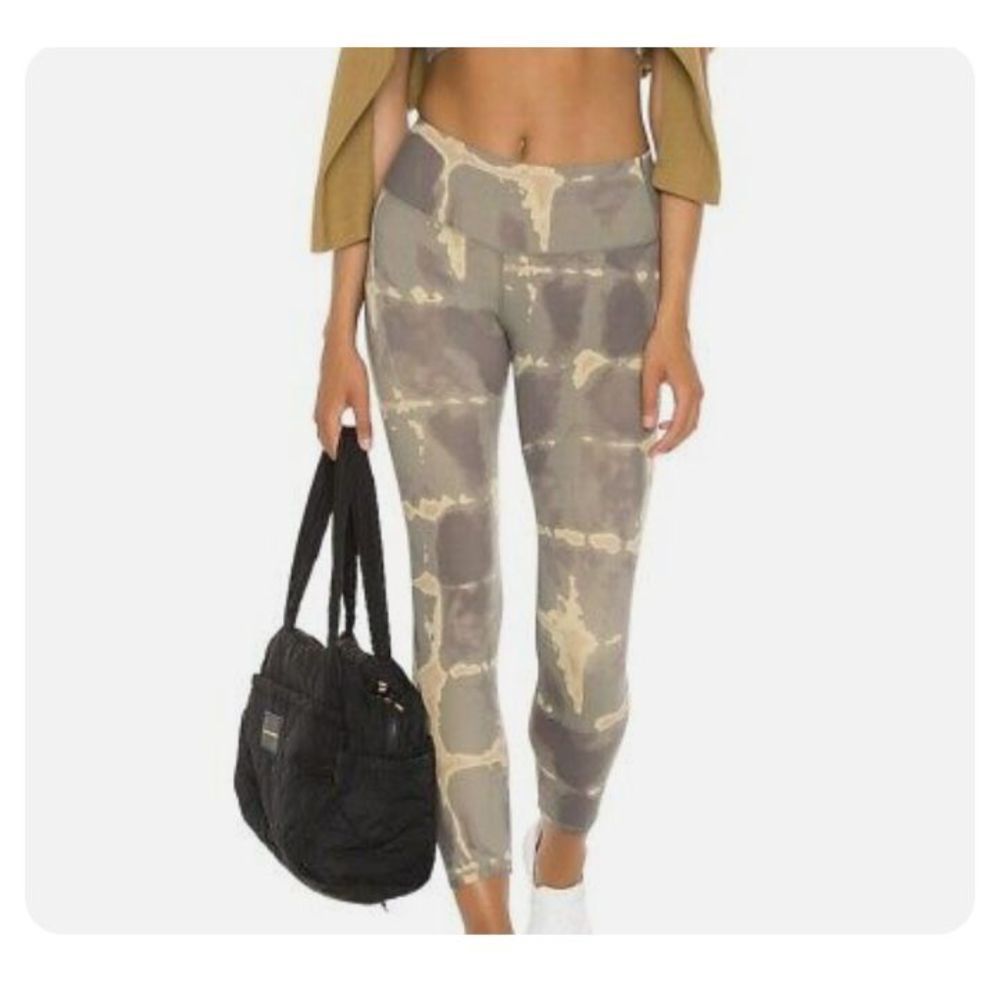 Varley Luna Leggings in Golden Tie Dye Size M